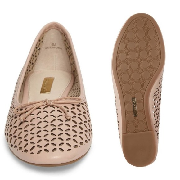 Vince Camuto Louise et Cie Congo Perforated Flats - Picture 5 of 16